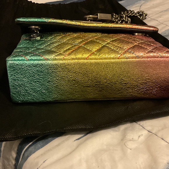 Kurt Geiger Rainbow Quilted Shoulder Bag - Picture 5 of 9